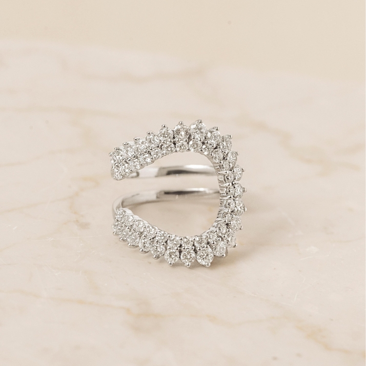Anel “wave” diamantes 1,85 ct