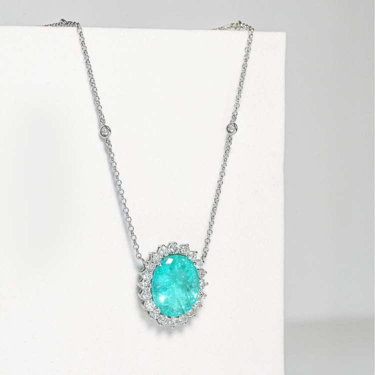 Colar Turmalina Paraíba 10,78 ct com diamantes 1,52 ct