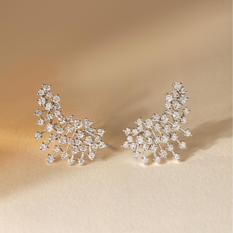 Par de brincos “firework” em diamantes 1,66 ct